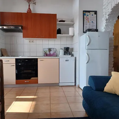 Marion Apartment