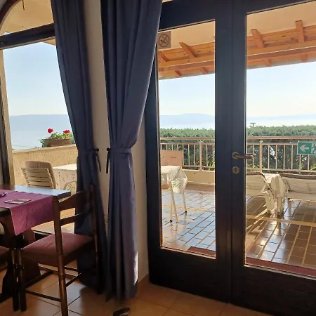 Marion Apartment Klenovica
